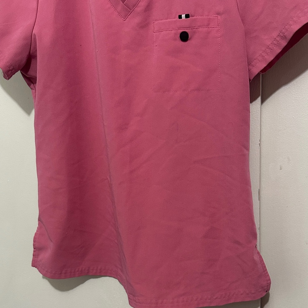 Pink Scrub Set - Picture 4 of 9